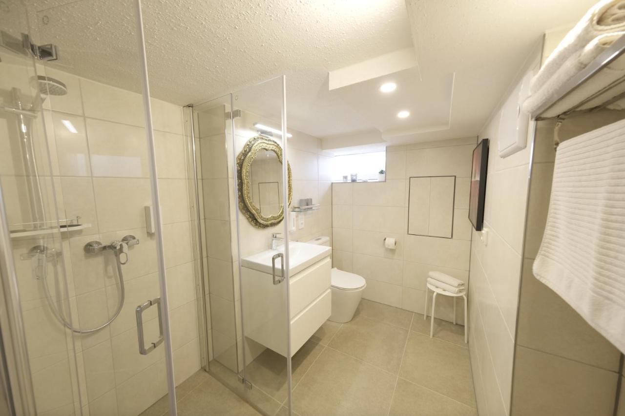 2 Zimmer I Kueche I Smarttv I Klima I Parkplatz I 3 Bed I Wlan Tacherting Dış mekan fotoğraf