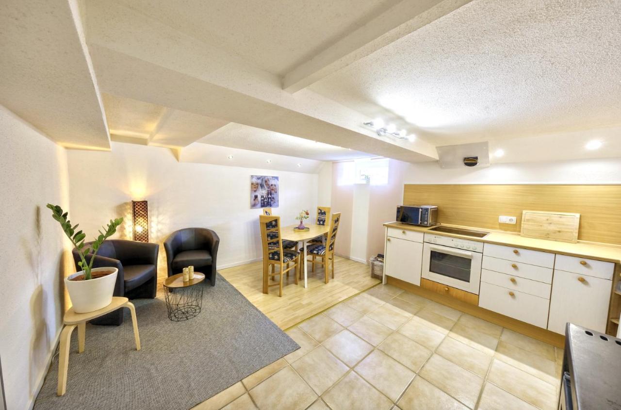 2 Zimmer I Kueche I Smarttv I Klima I Parkplatz I 3 Bed I Wlan Tacherting Dış mekan fotoğraf